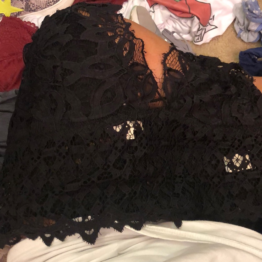 NEW | lace bralette in black